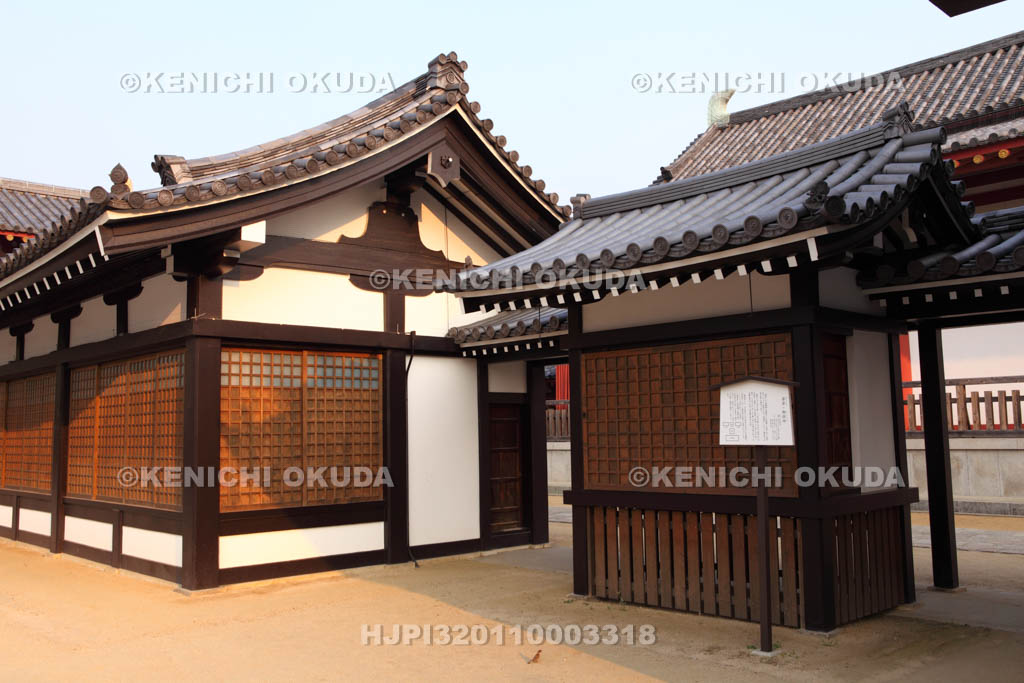 大阪府　四天王寺　左方楽舎と御供所