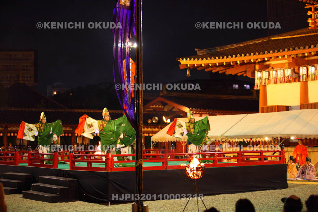 大阪府　四天王寺　篝の舞楽