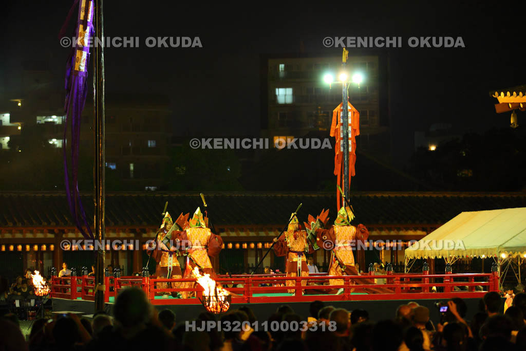 大阪府　四天王寺　篝の舞楽