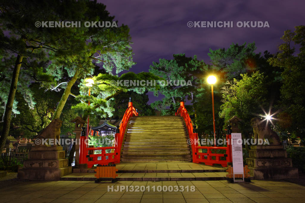 大阪府　夜の住吉大社　太鼓橋（反橋）