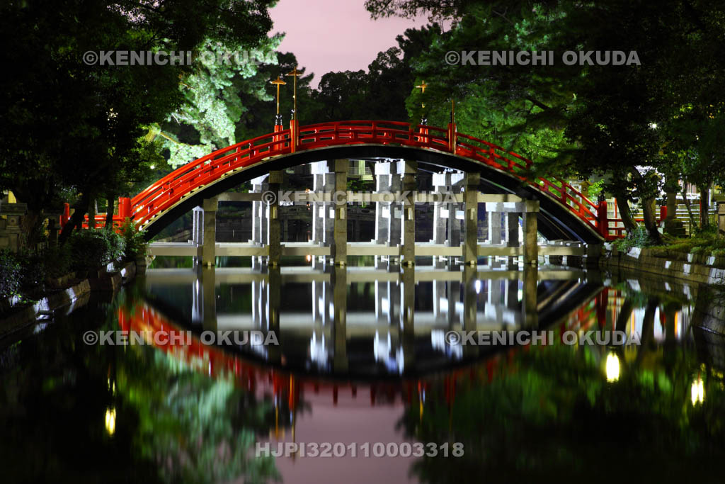 大阪府　夜の住吉大社　太鼓橋（反橋）