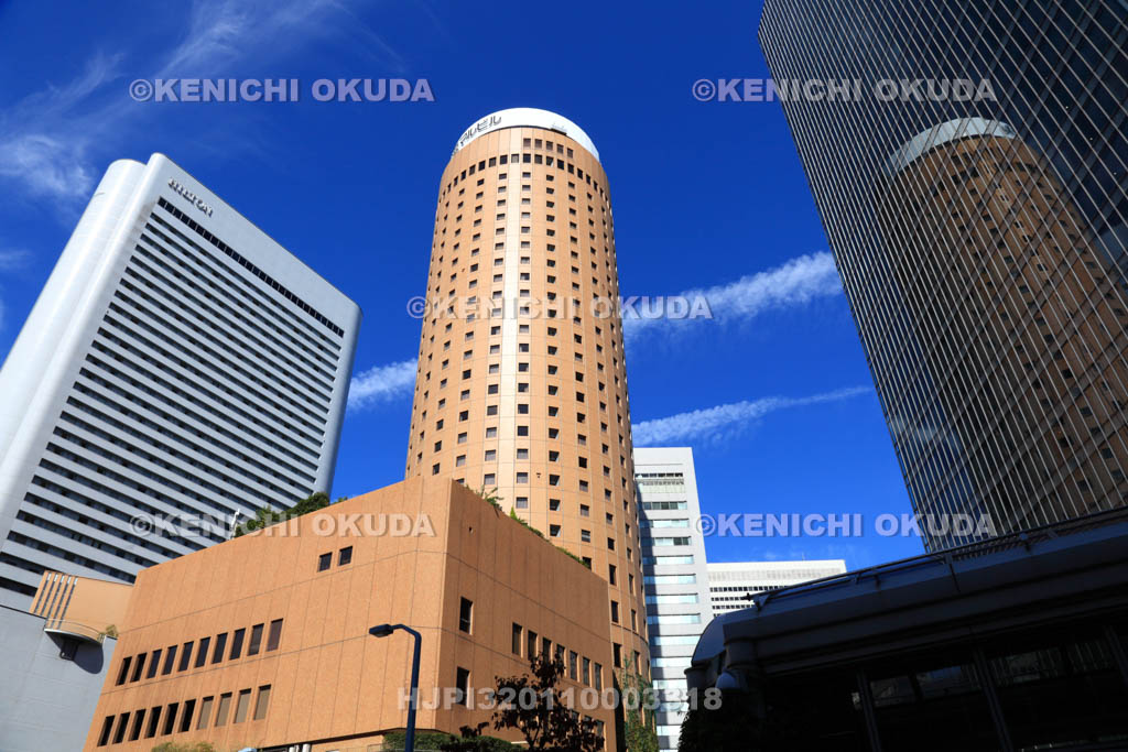 大阪府　梅田のビル群　大阪マルビル他