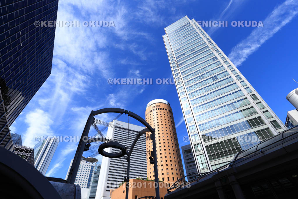 大阪府　梅田のビル群　大阪マルビル他