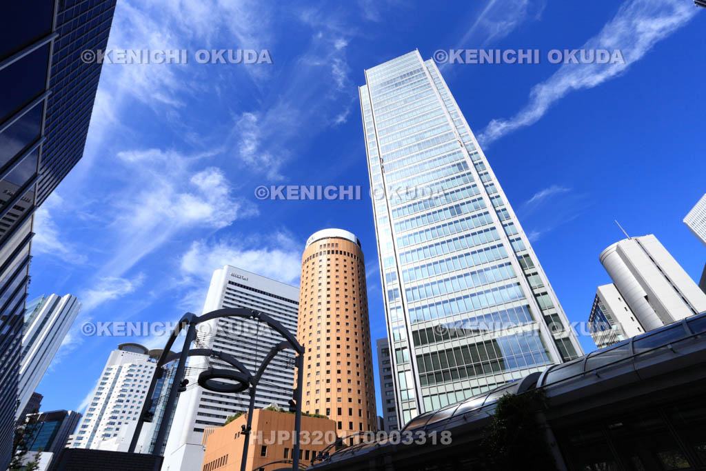 大阪府　梅田のビル群　大阪マルビル他