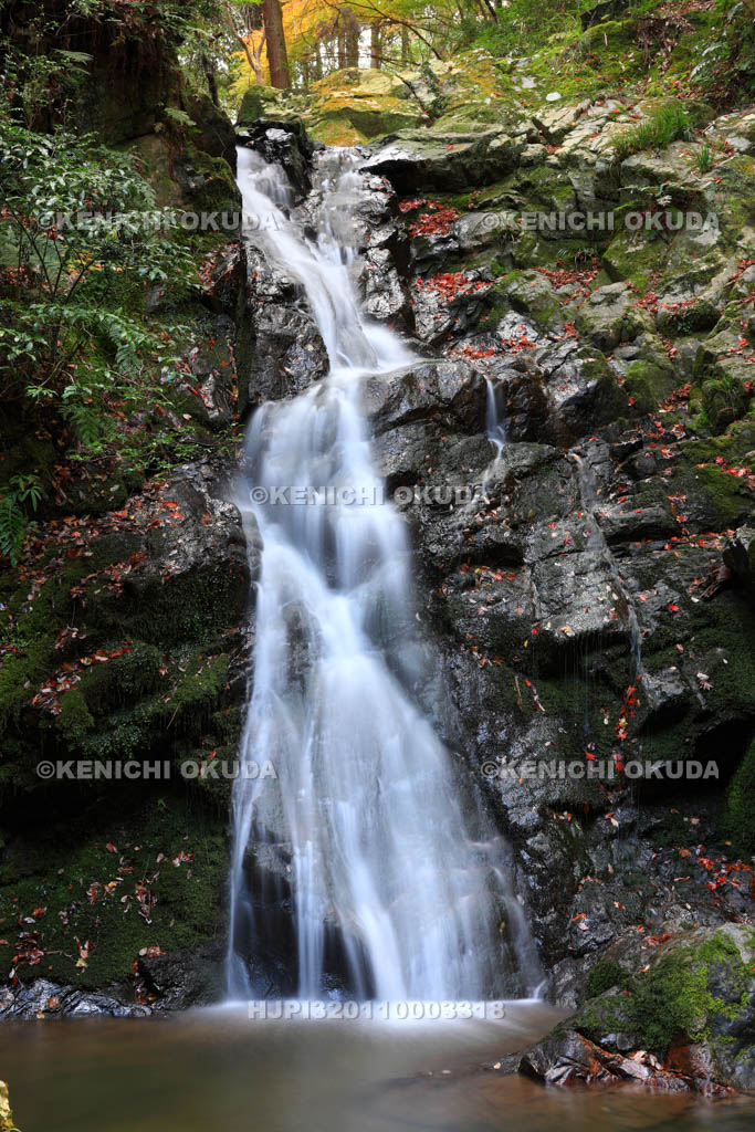 大阪府　摂津峡の白滝