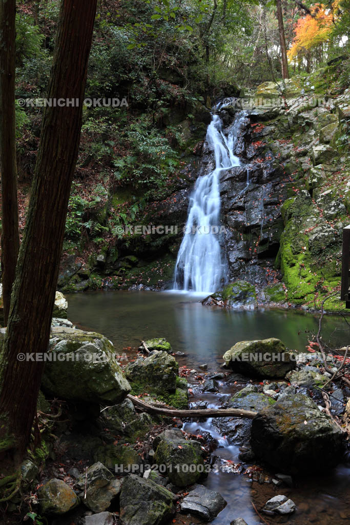 大阪府　摂津峡の白滝