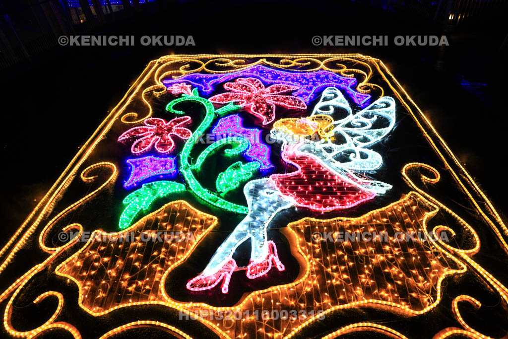 大阪府　なんばパークスのイルミネーション