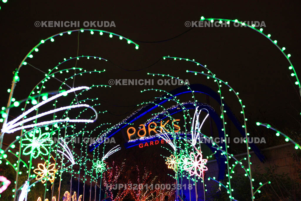 大阪府　なんばパークスのイルミネーション
