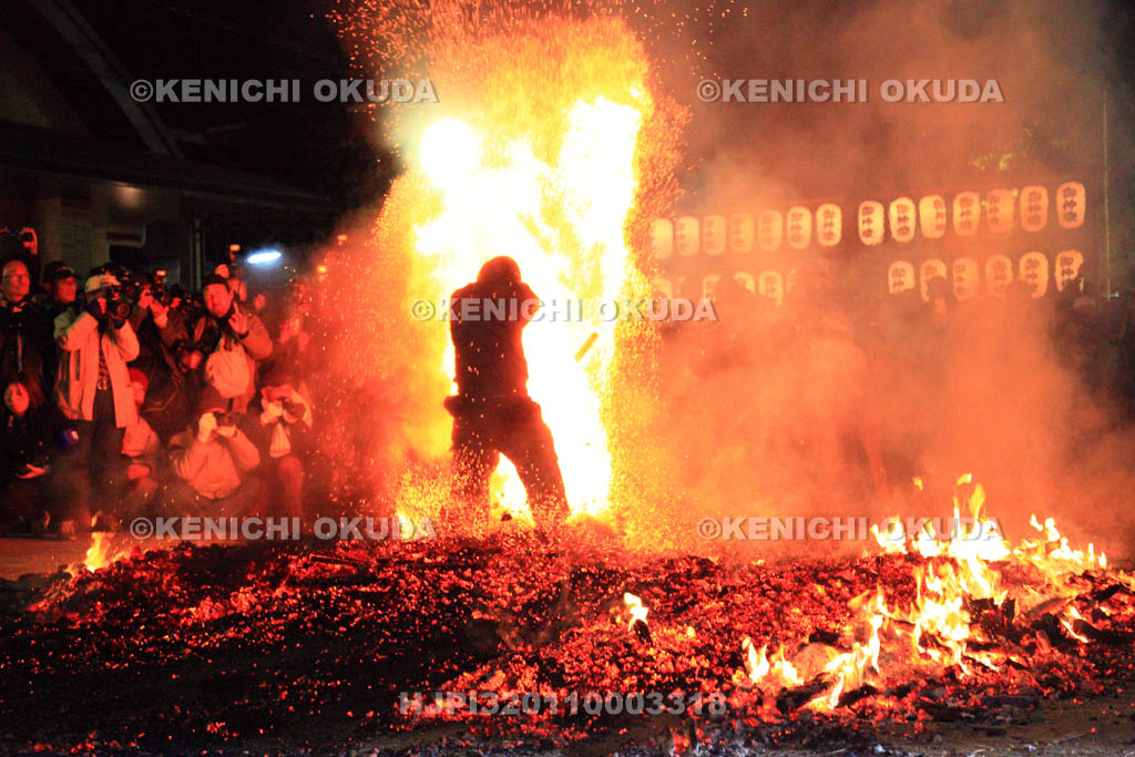 大阪府　石津太神社　やっさいほっさい祭