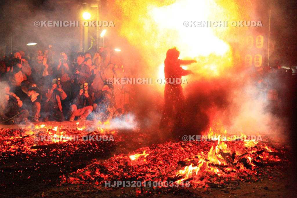 大阪府　石津太神社　やっさいほっさい祭