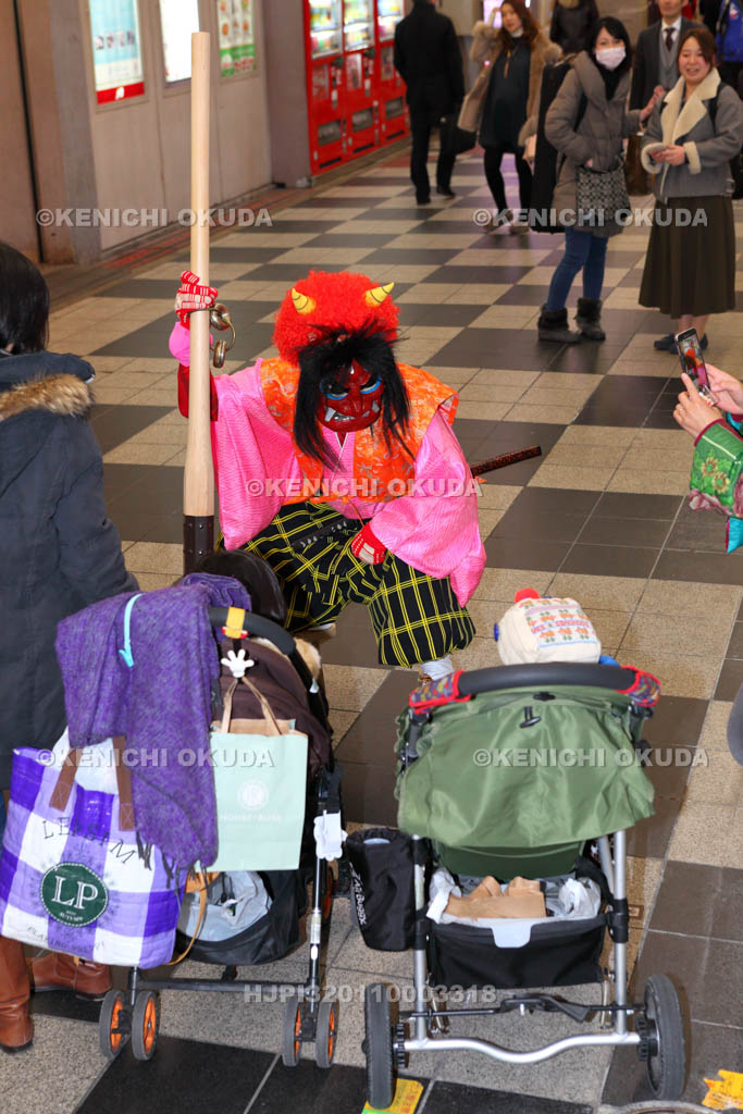 大阪府　お初天神　節分祭の赤鬼