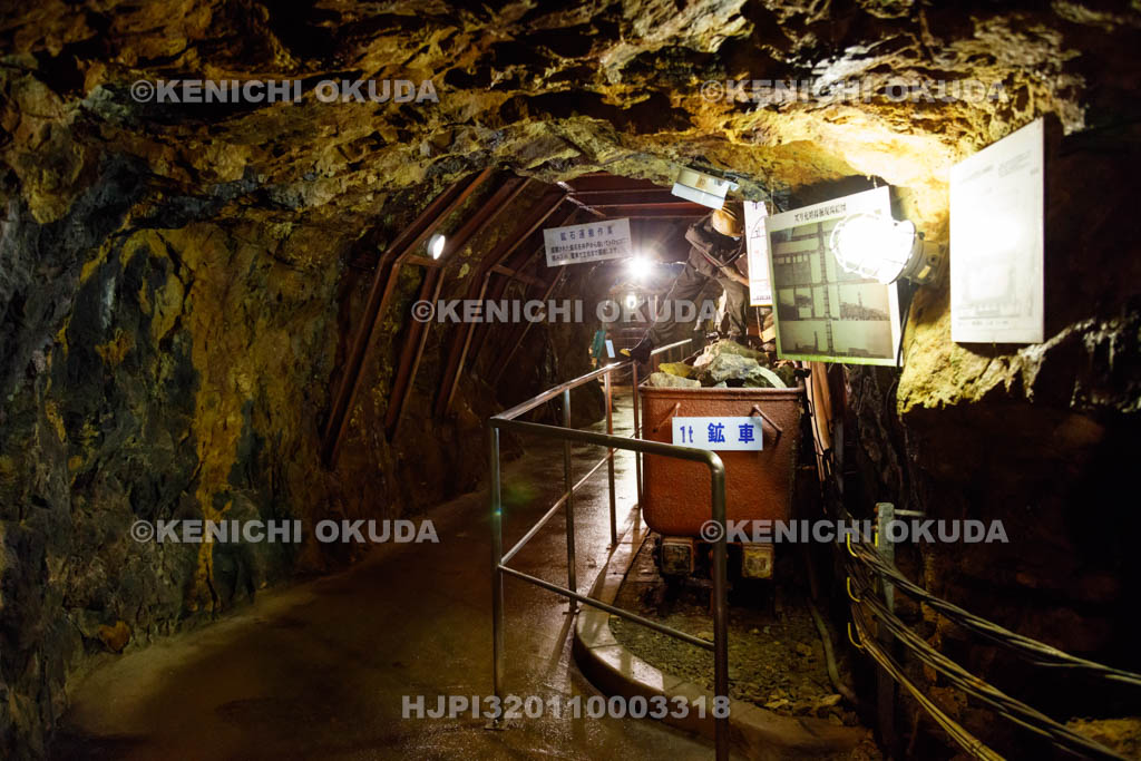 兵庫県　生野銀山の坑内