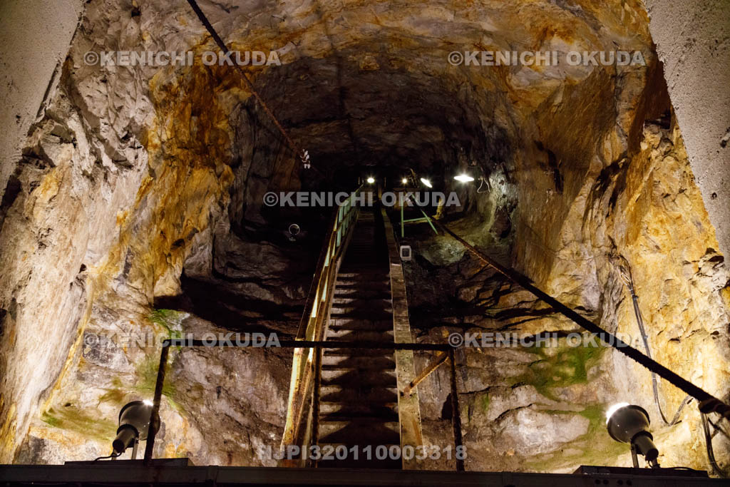 兵庫県　生野銀山の坑内