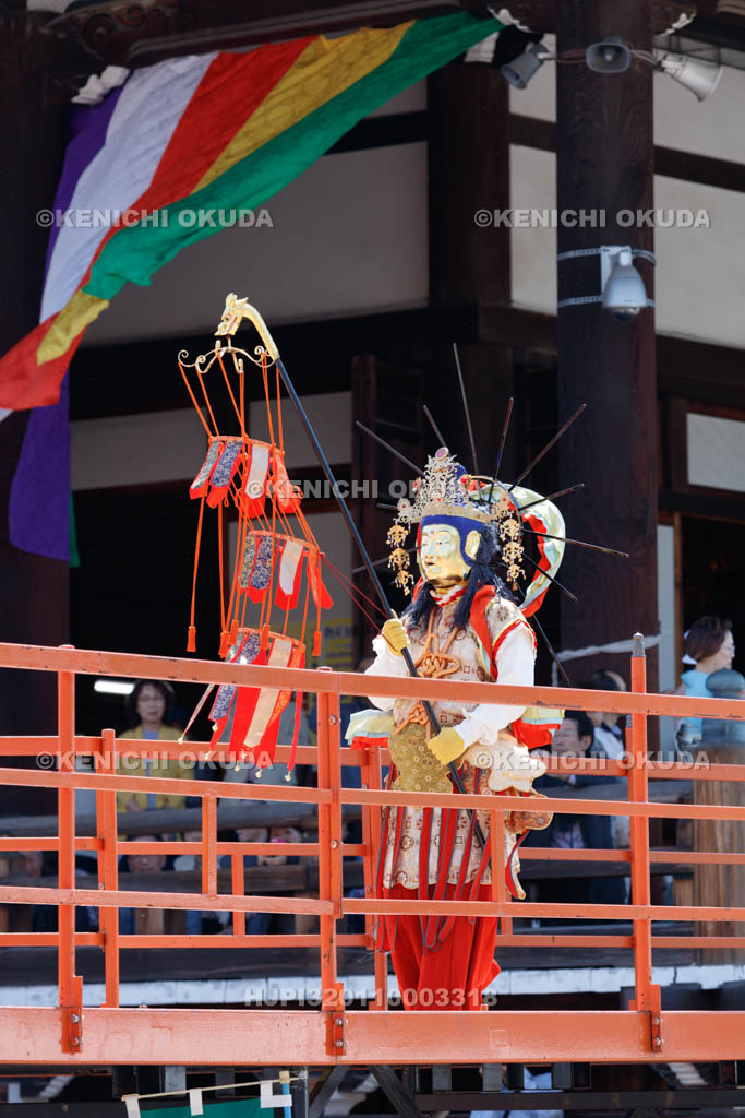 大阪府　大念佛寺　万部おねり　薬王菩薩