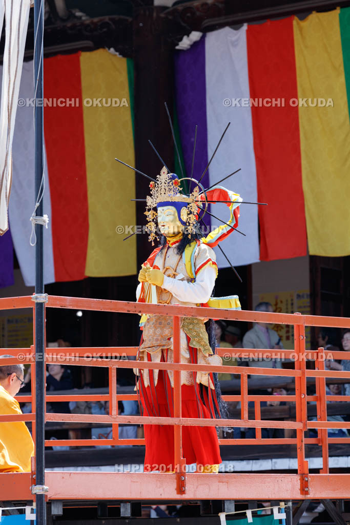 大阪府　大念佛寺　万部おねり　獅子吼菩薩