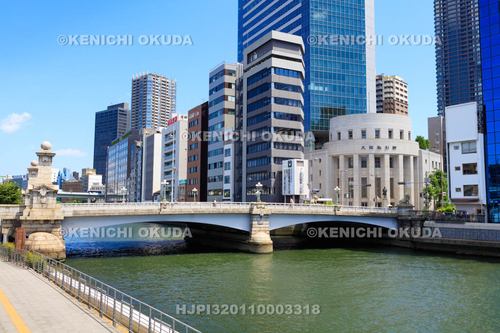 大阪府　土佐堀川と難波橋