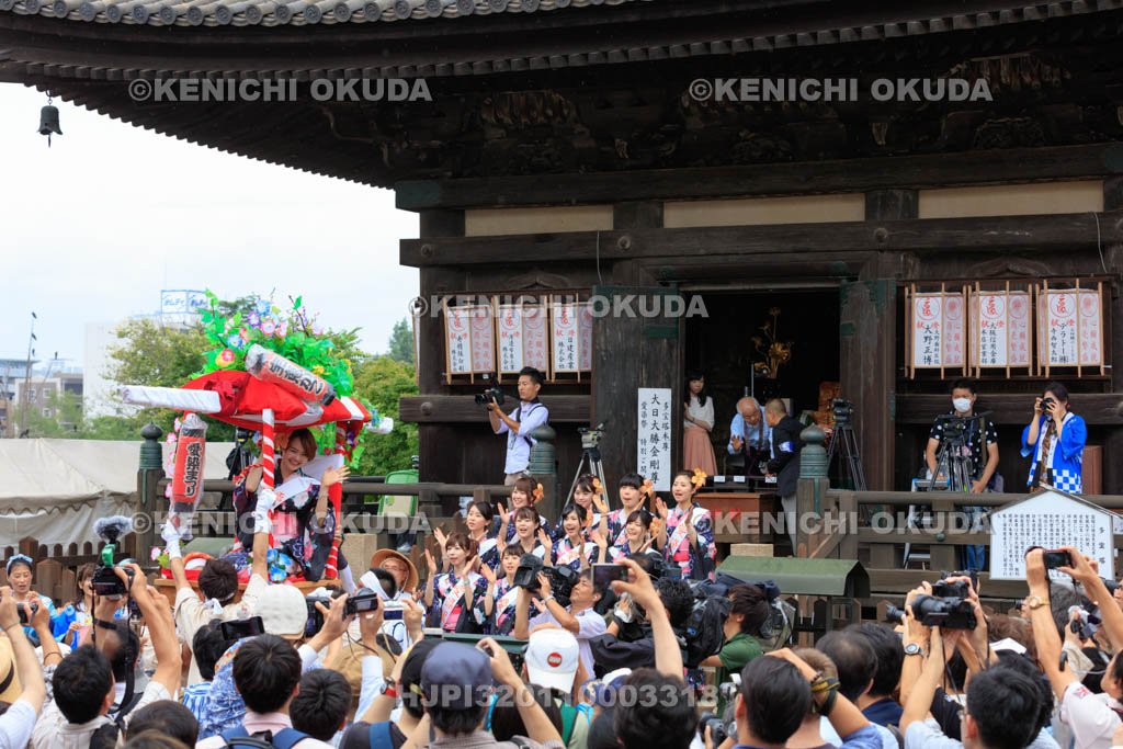 大阪府 愛染祭り 駕籠上げ
