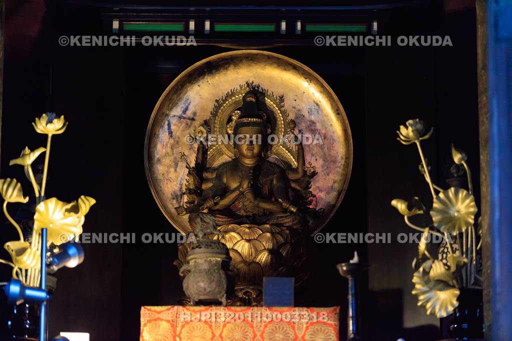 大阪府　愛染堂勝鬘院　多宝塔の大日大勝金剛尊