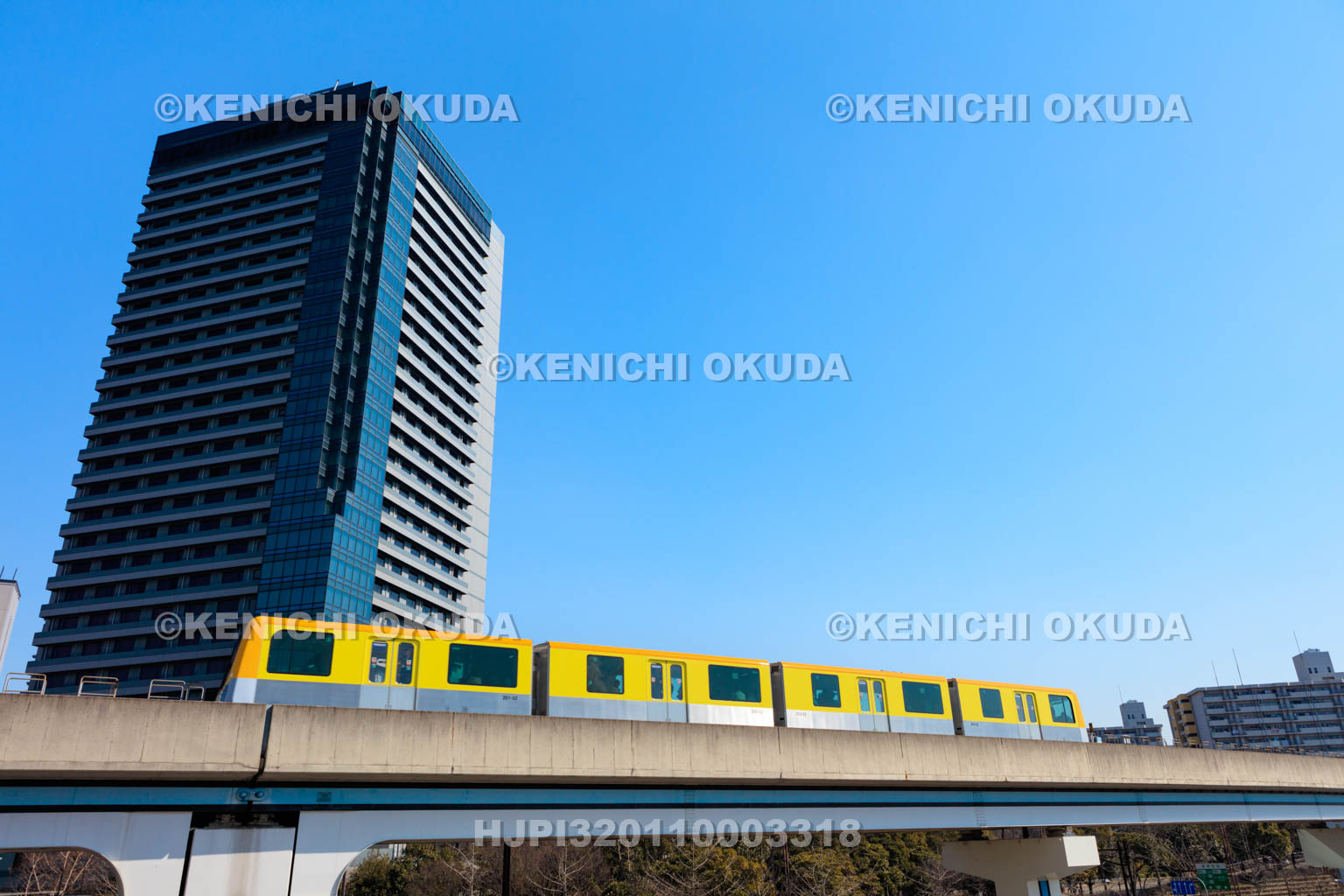 大阪府　ハイアットリージェンシー大阪とニュートラム