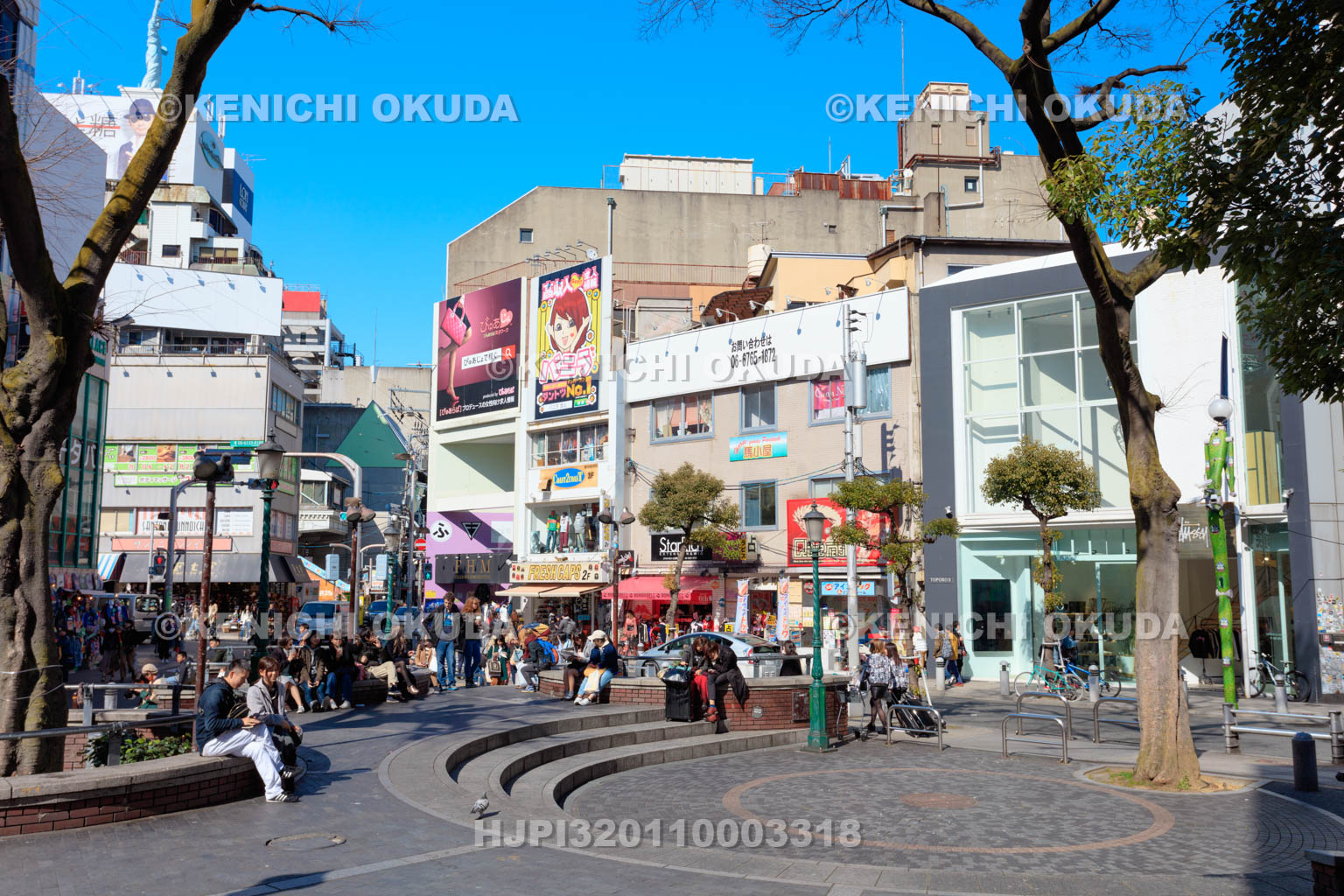 大阪府　アメリカ村の三角公園