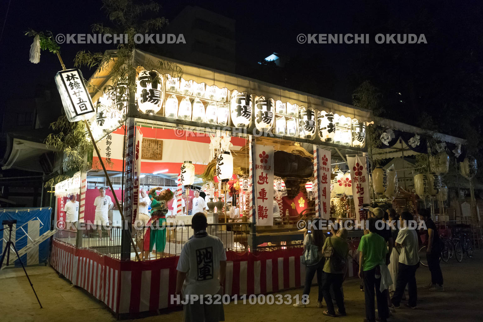 大阪府　天神祭の地車囃子一番鉦　龍踊り