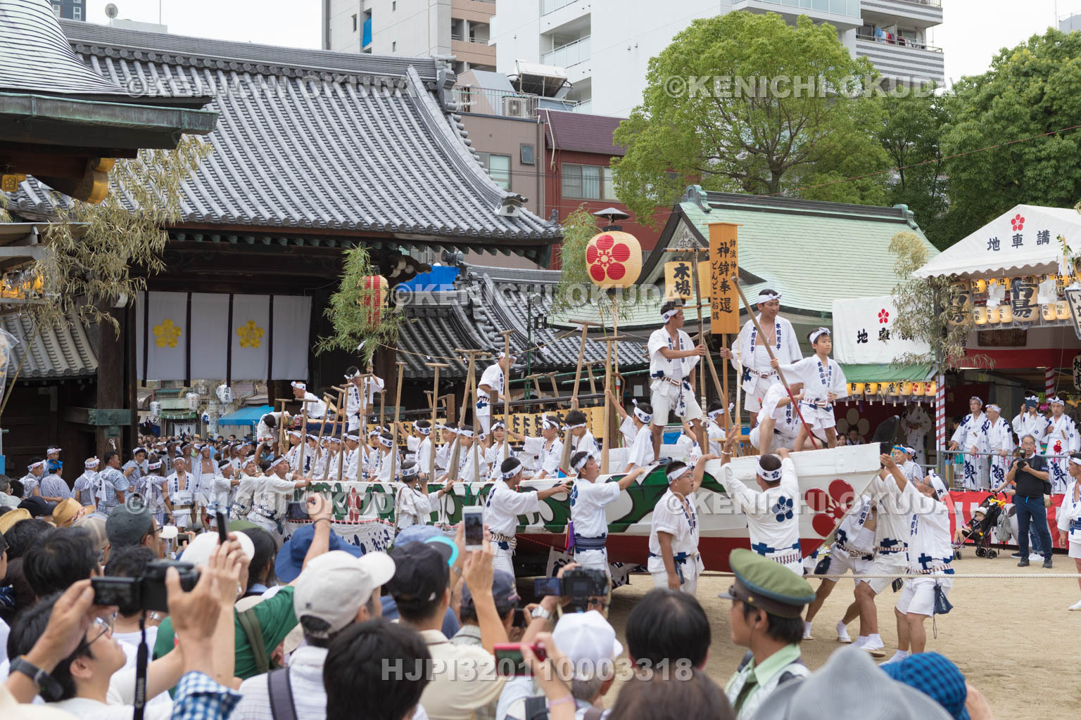 大阪府　天神祭　どんどこ船宮入