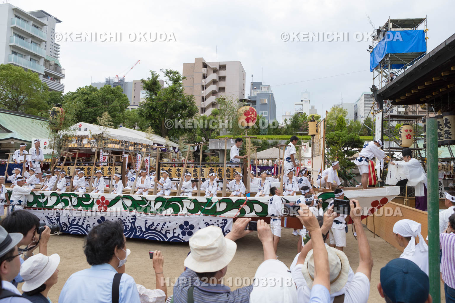 大阪府　天神祭　どんどこ船宮入