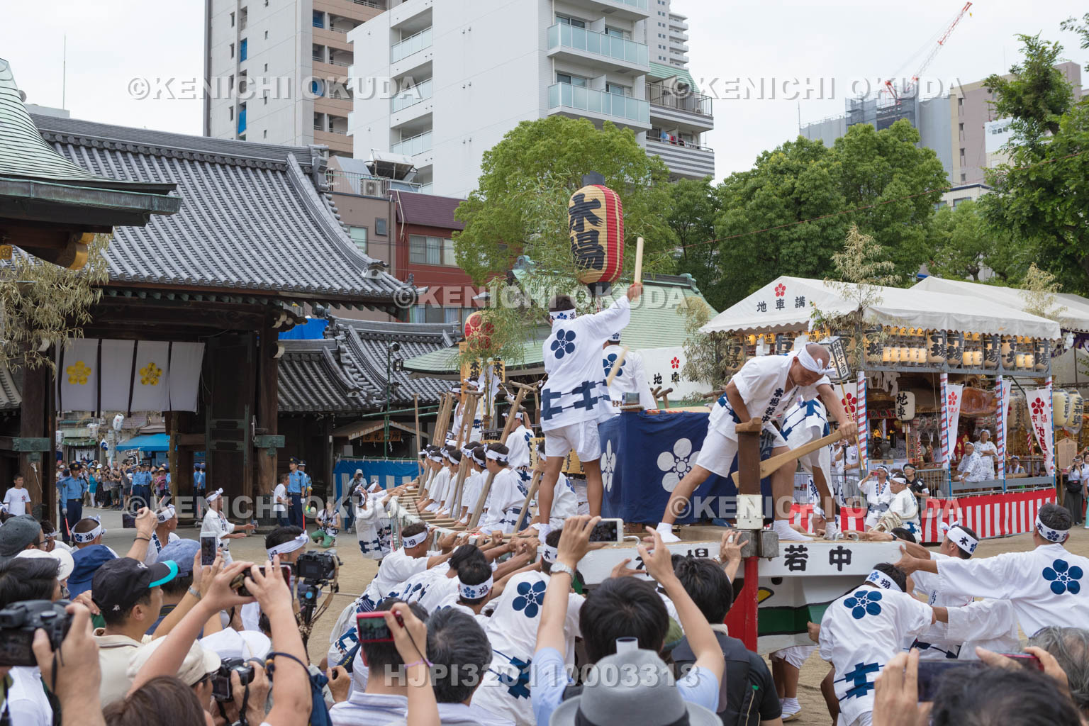 大阪府　天神祭　どんどこ船宮入
