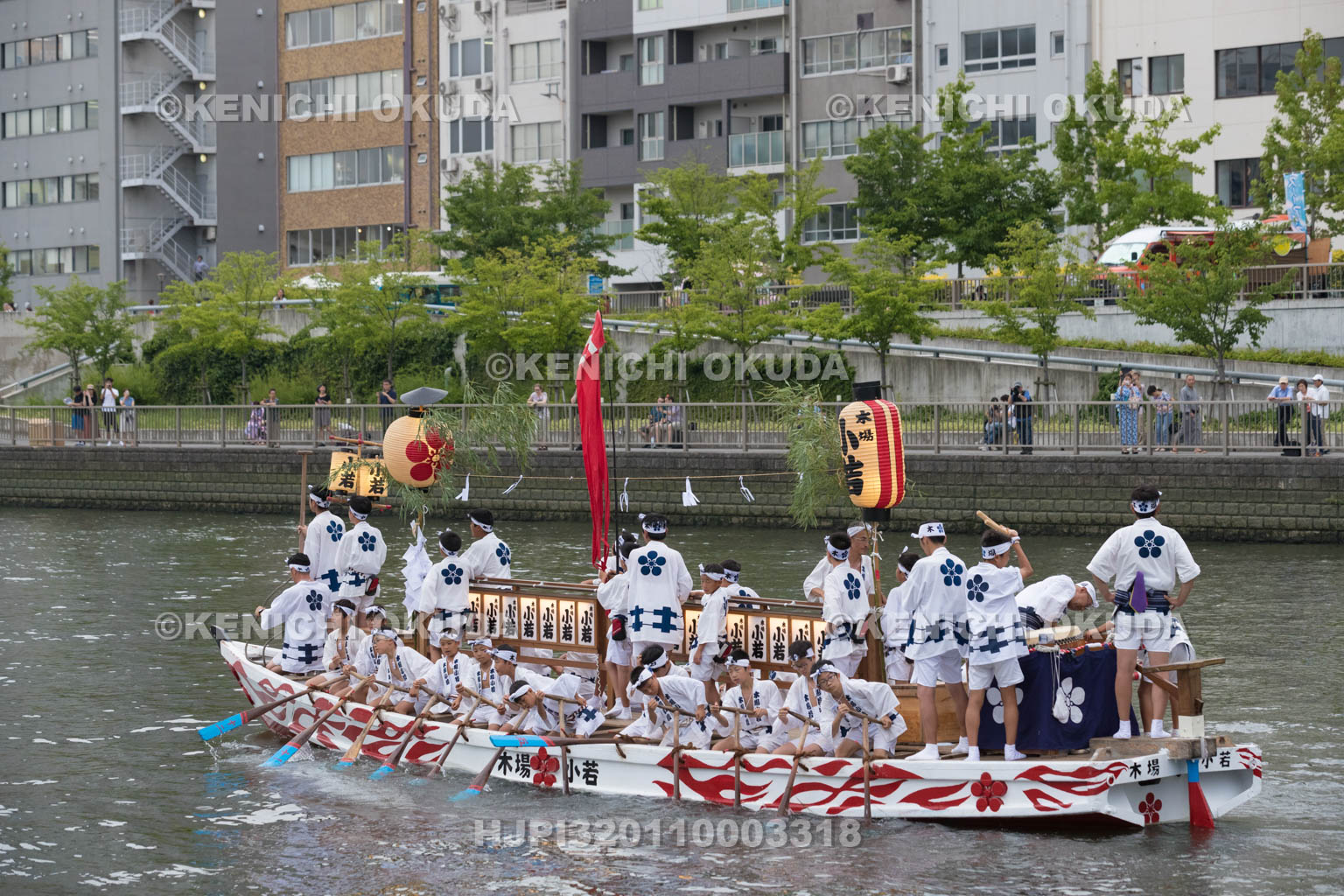 大阪府　天神祭のどんどこ船　小若
