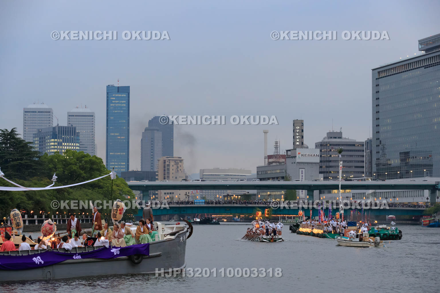 大阪府　天神祭の船渡御