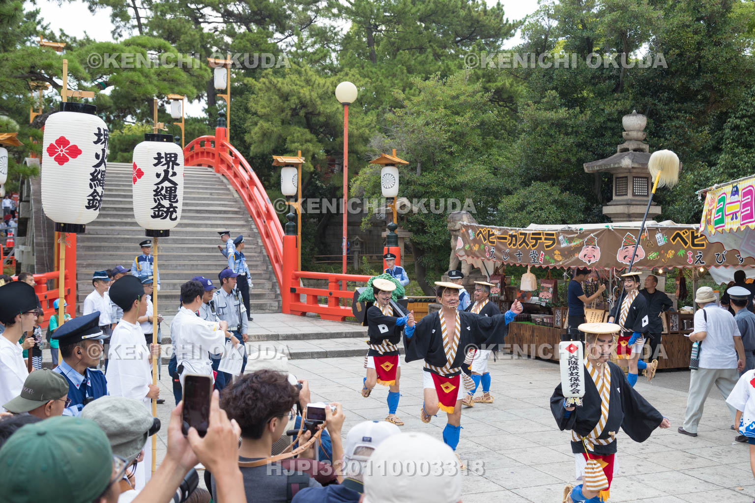 大阪府　住吉祭の神輿渡御　供奴の行列