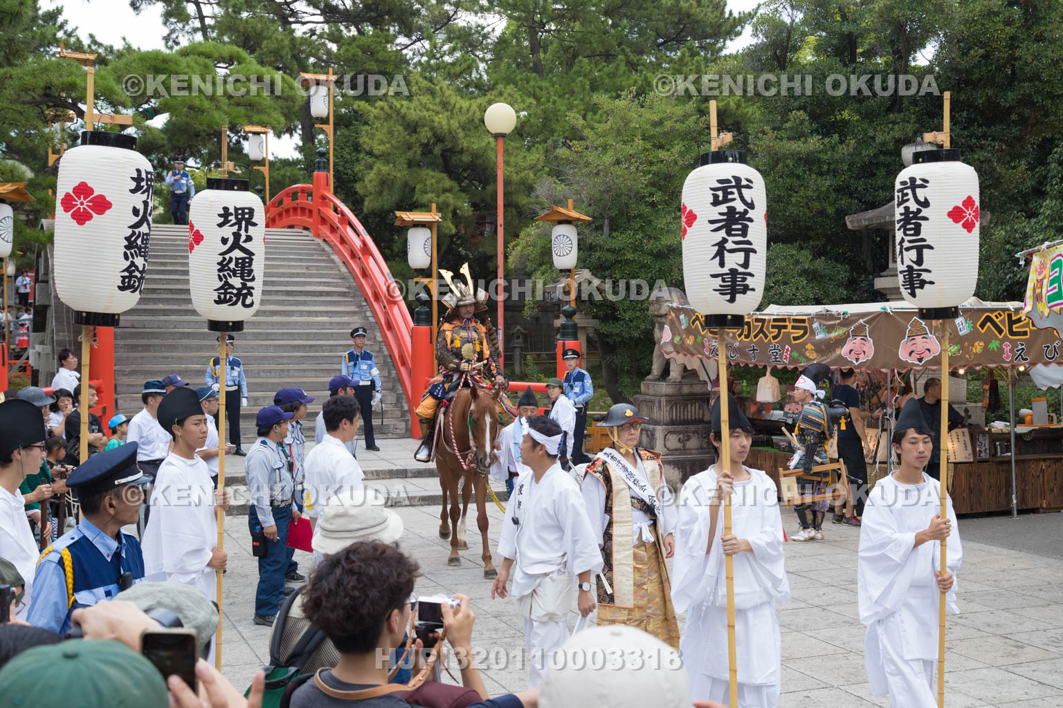 大阪府　住吉祭の神輿渡御　武者行事の行列