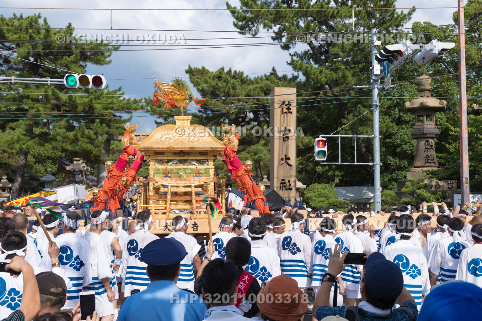 大阪府　住吉祭の神輿渡御