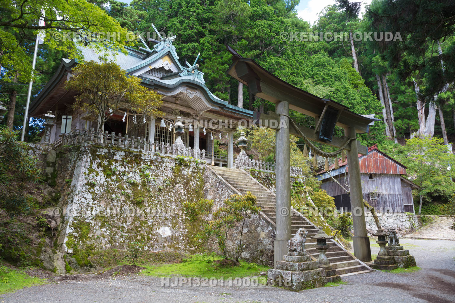 奈良県　玉置神社の本社