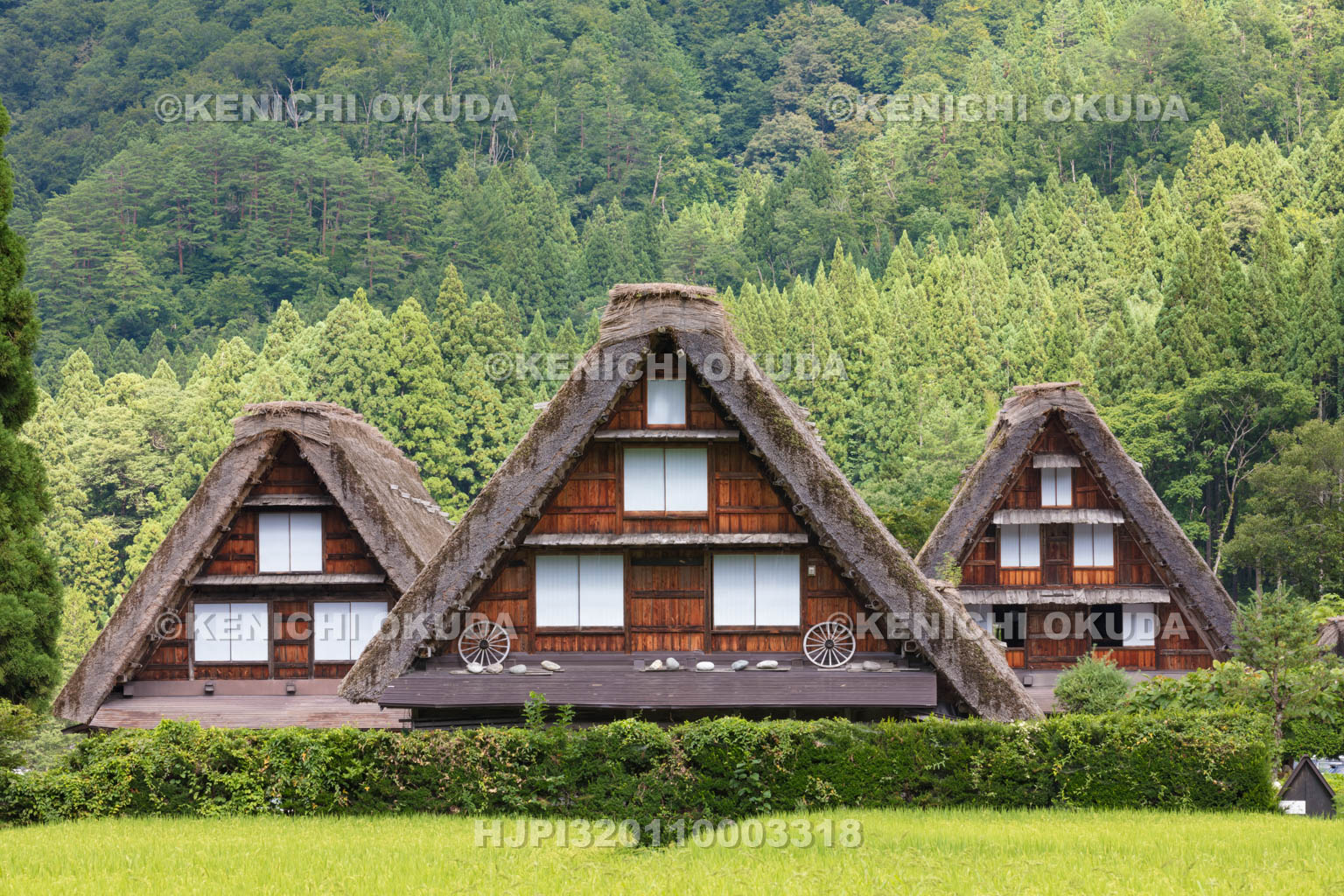 岐阜県　白川郷の合掌造り集落