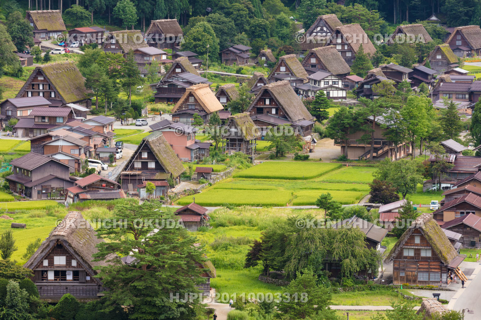 岐阜県　白川郷の合掌造り集落