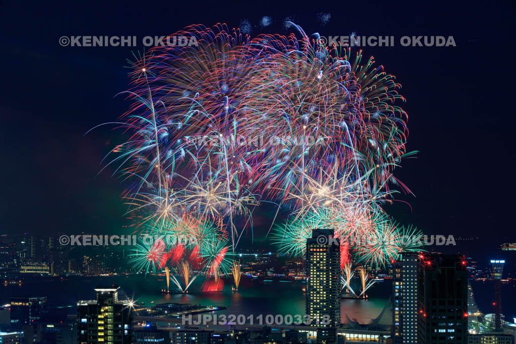 兵庫県　みなとこうべ海上花火大会