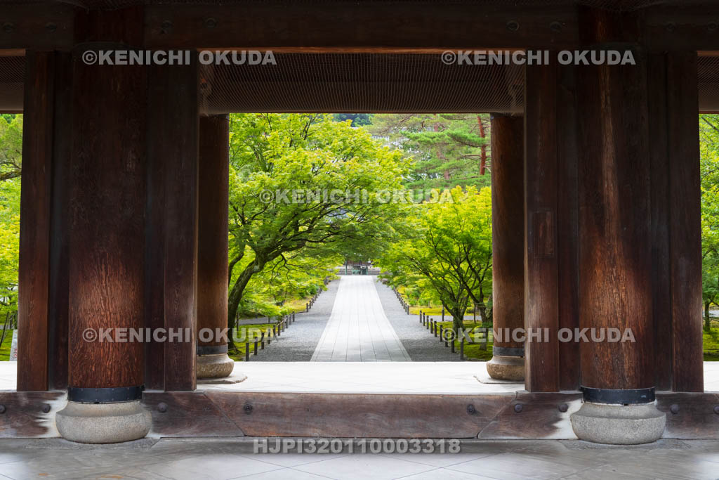 京都府　南禅寺　三門と参道