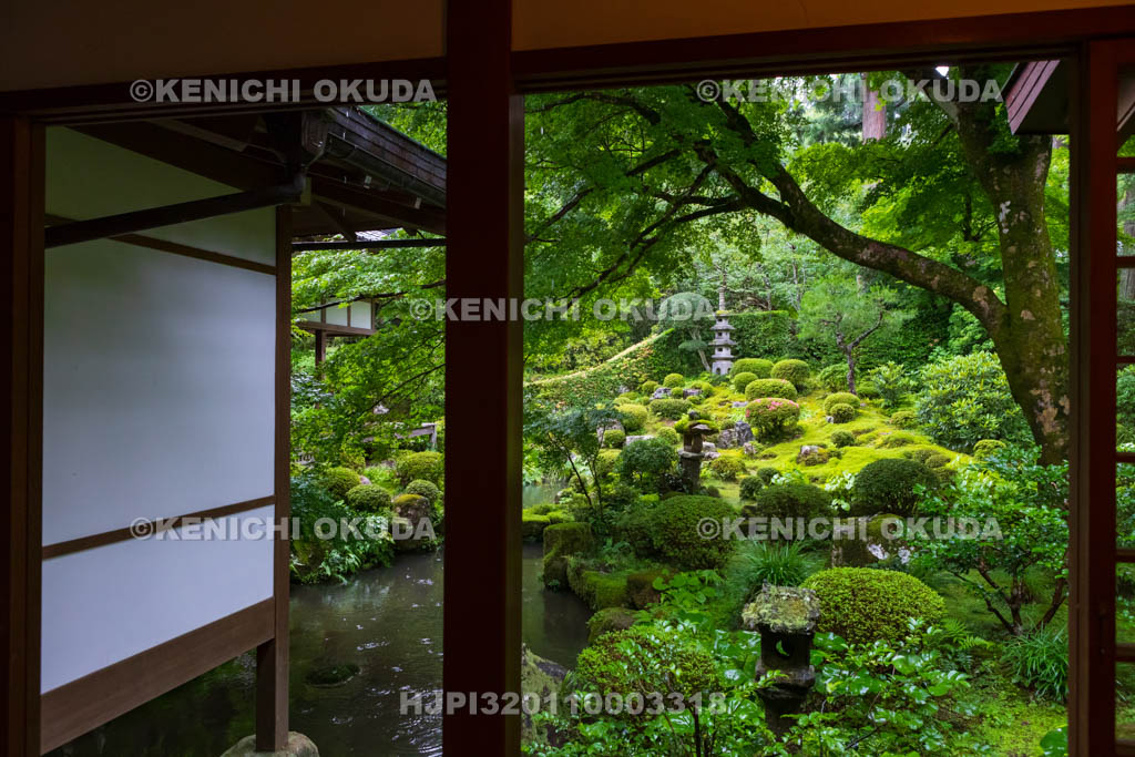 京都府　三千院　客殿と聚碧園