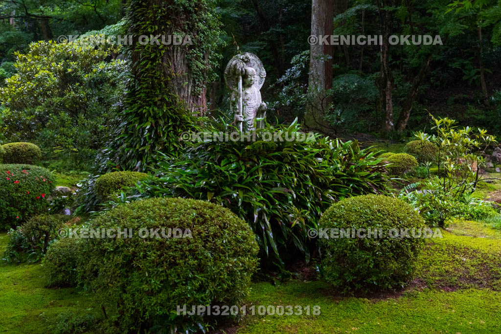 京都府　三千院　有清園の地蔵菩薩