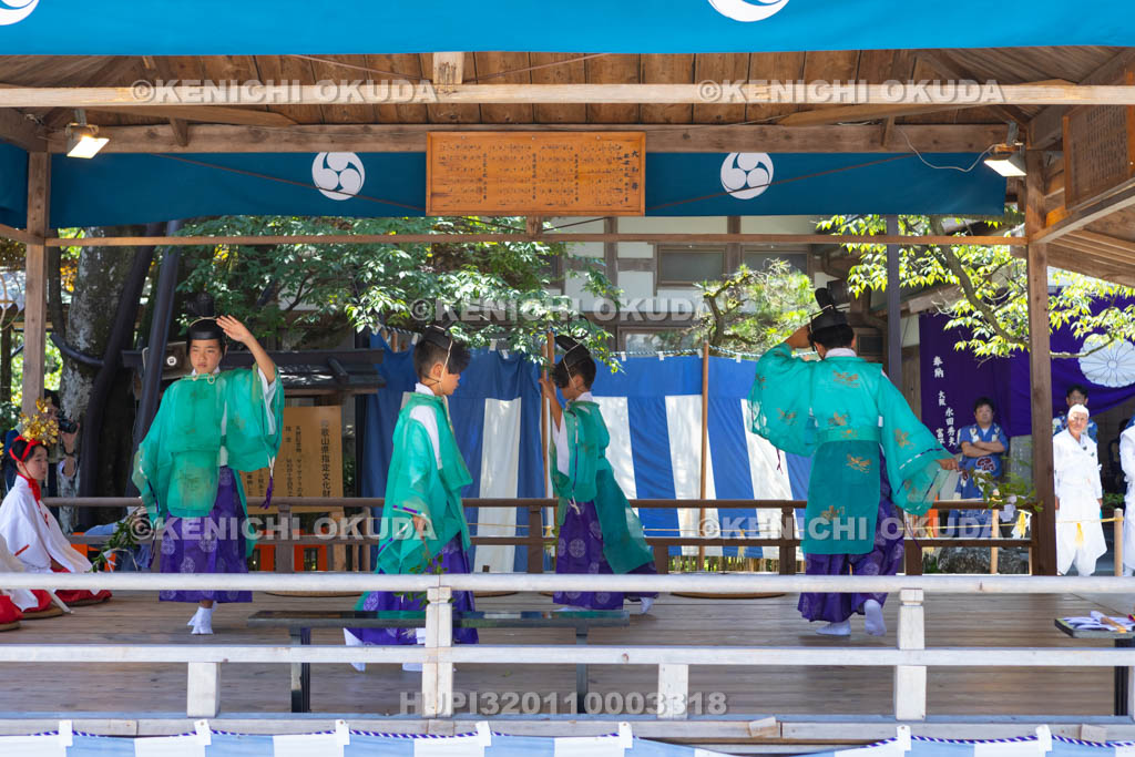 和歌山県　那智の扇祭り　審神者の舞　花窟の歌