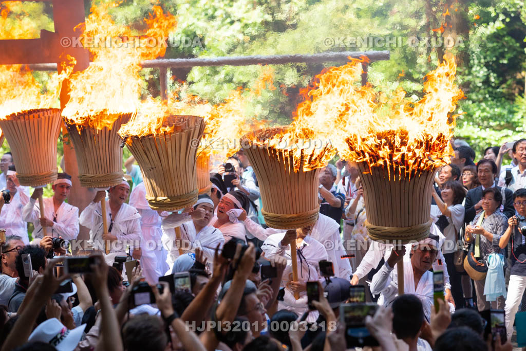 和歌山県　那智の扇祭り　御火行事