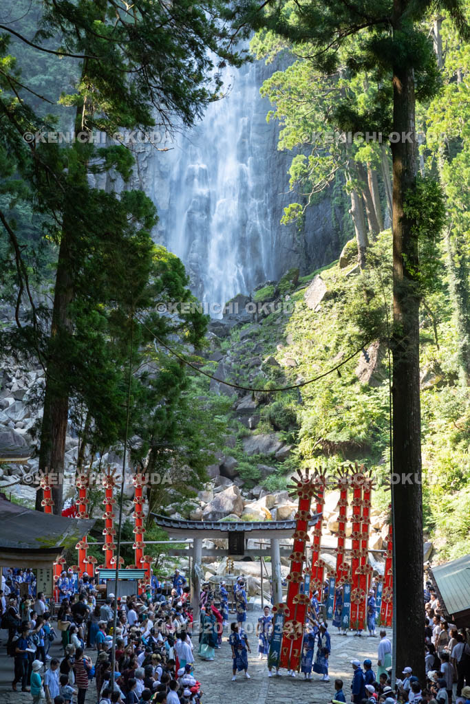 和歌山県　那智の扇祭り　扇神輿還御