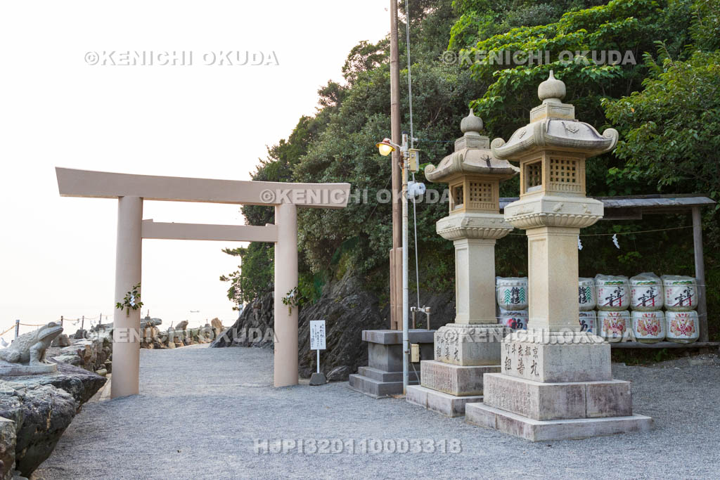 三重県　二見興玉神社の参道