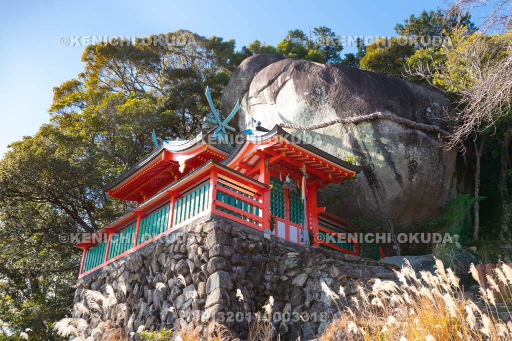 和歌山県　神倉神社　ゴトビキ岩