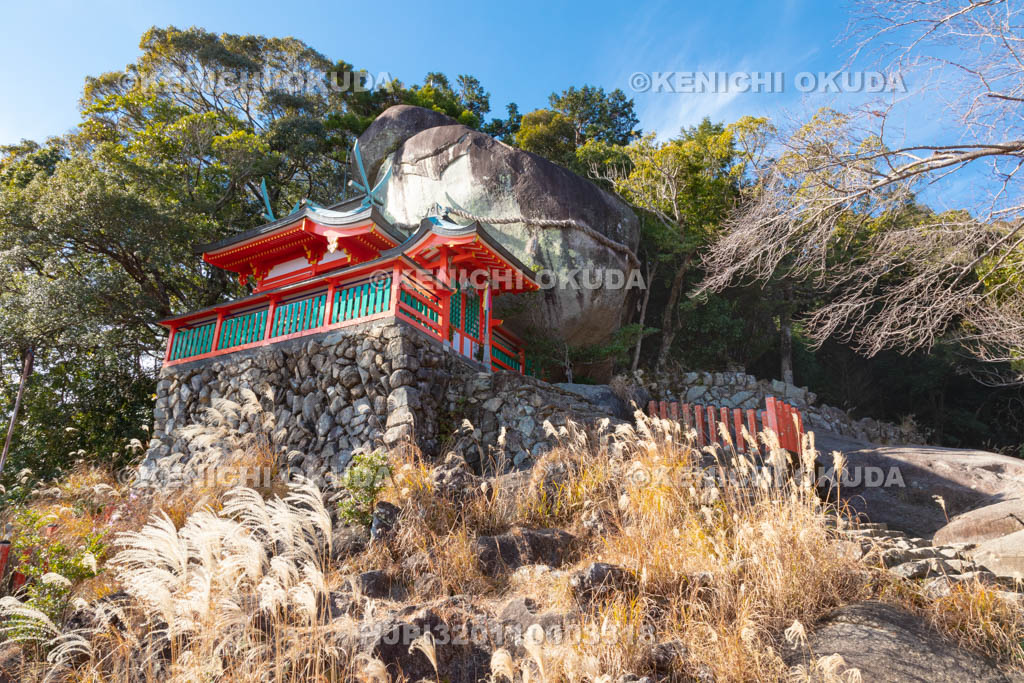 和歌山県　神倉神社　ゴトビキ岩
