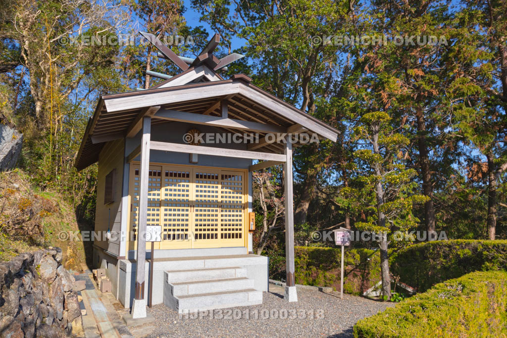 和歌山県　熊野荒坂津神社の本殿