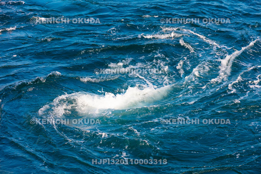 徳島県　兵庫県　鳴門の渦潮