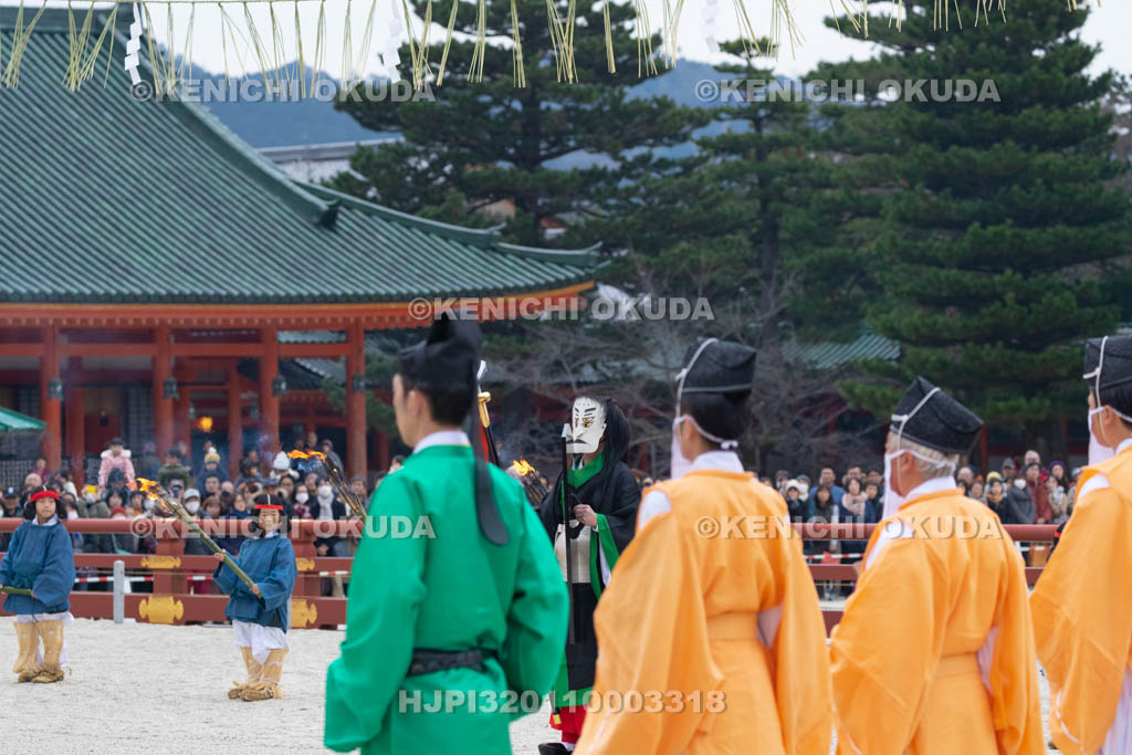 京都府 平安神宮節分祭 大儺之儀の方相氏