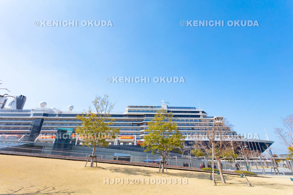 長崎県 長崎港に入港中の豪華客船「ウエステルダム」